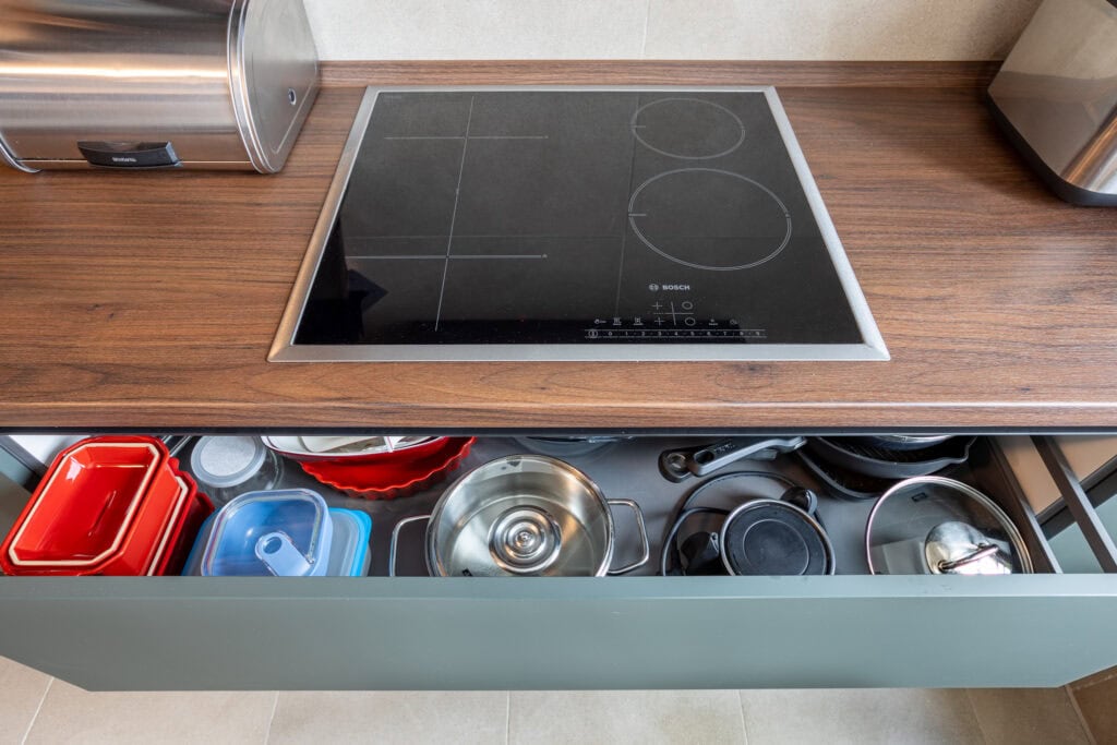 plita pentru mobila de bucatarie