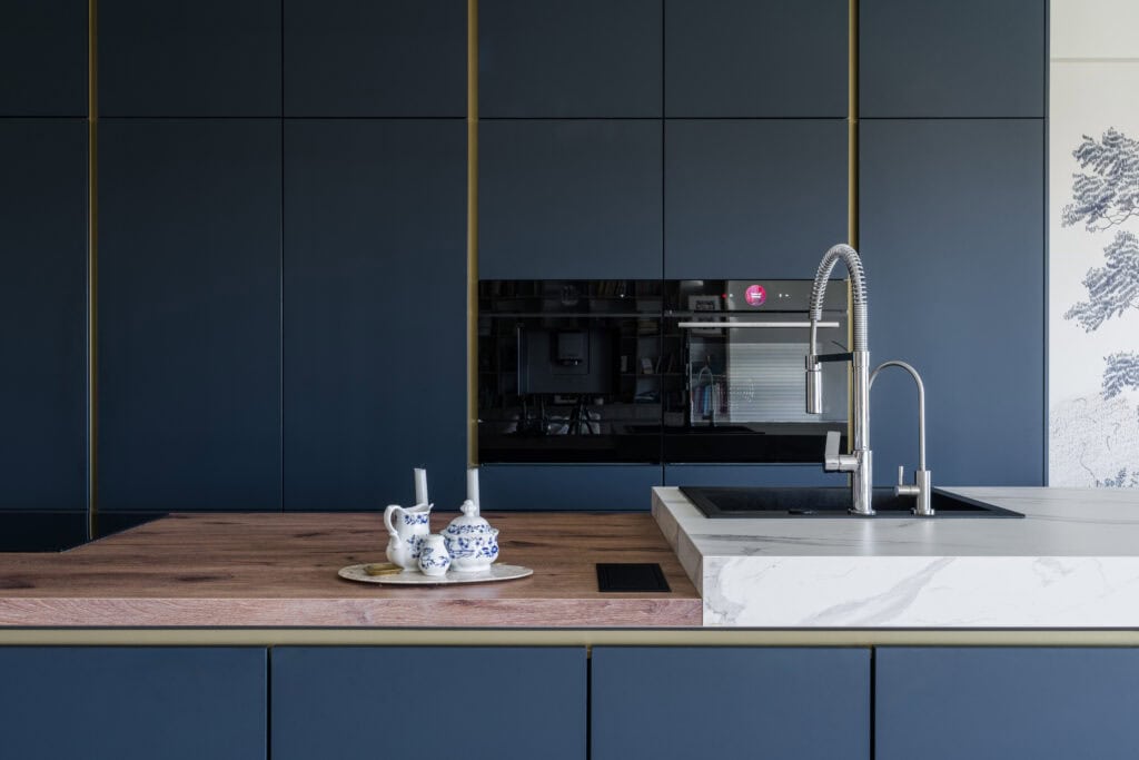 Bateria Nobili seria Flag cu cap de duș extractibil cu două jeturi