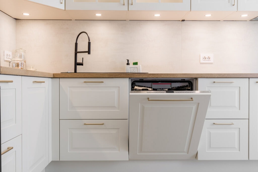 Masina de spalat vase complet incorporabila, 7 programe, BOSCH SMV 4 HVX 31 E