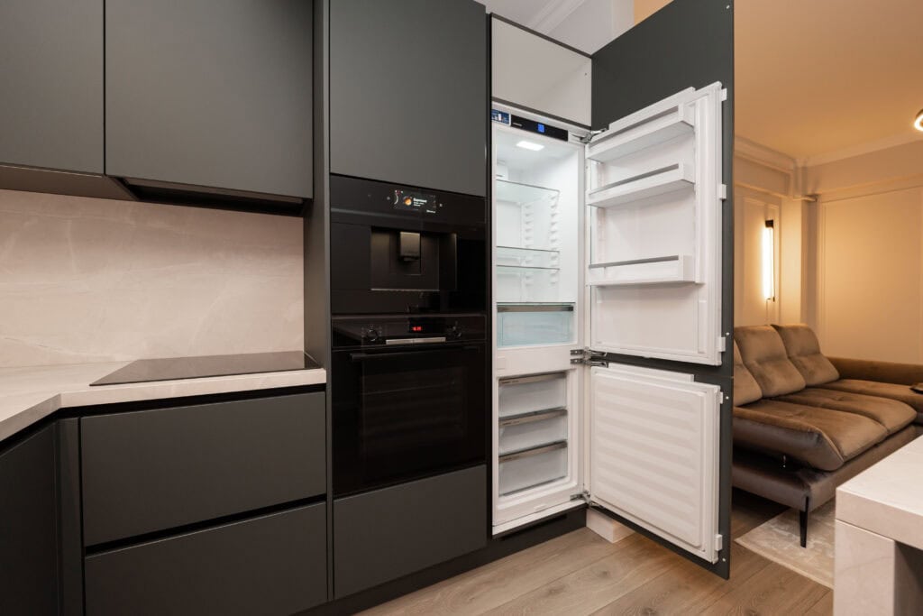 Combina frigorifica incoporabila Pure EasyFresh SmartFrost LIEBHERR ICe